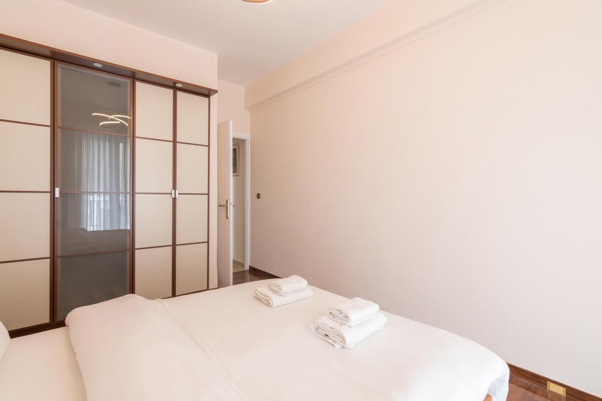 Three Bedrooms Apt In Kallithea Athen Eksteriør bilde